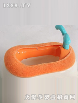 橙色兒童坐便器